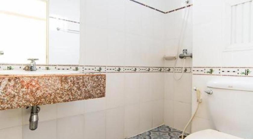Hotel Oyo 232 Hometel